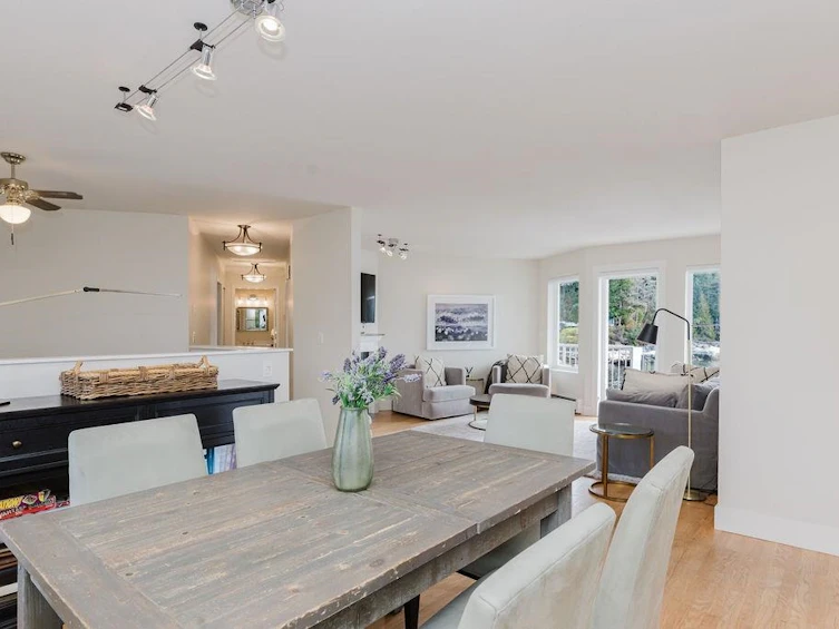 5620 Mintie Road, Halfmoon Bay, BC, V7Z 1E8 - 7