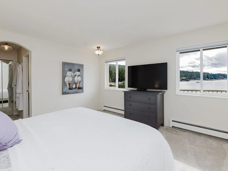 5620 Mintie Road, Halfmoon Bay, BC, V7Z 1E8 - 24
