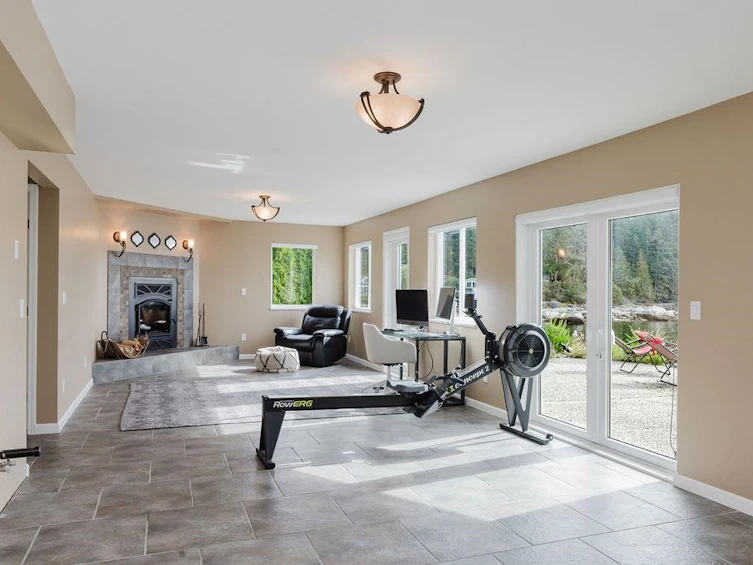 5620 Mintie Road, Halfmoon Bay, BC, V7Z 1E8 - 31