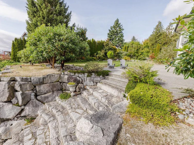 5620 Mintie Road, Halfmoon Bay, BC, V7Z 1E8 - 20