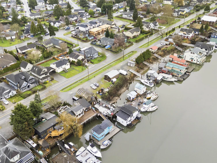 4505 W River Road, Delta, BC, V4K 1R9 - 8