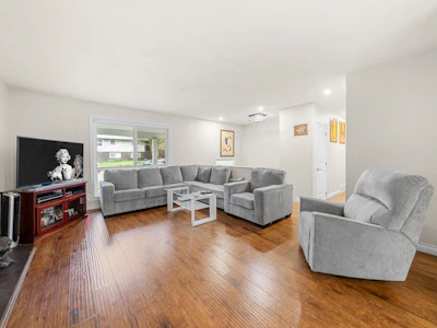 8689 110a Street - 4