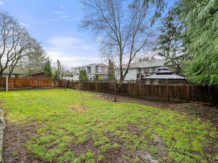 8689 110a Street, Delta, BC, V4C 4K8 - 32