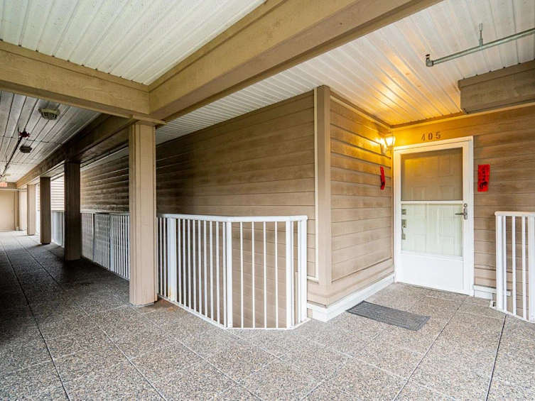405-1000 Bowron Court, North Vancouver, BC, V7H 2W1 - 5