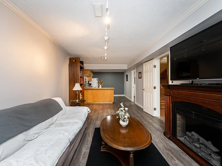 2259 Mountain Drive, Abbotsford, BC, V3G 1E4 - 18