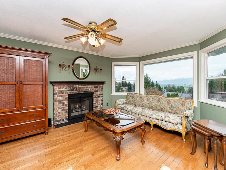 2259 Mountain Drive, Abbotsford, BC, V3G 1E4 - 5
