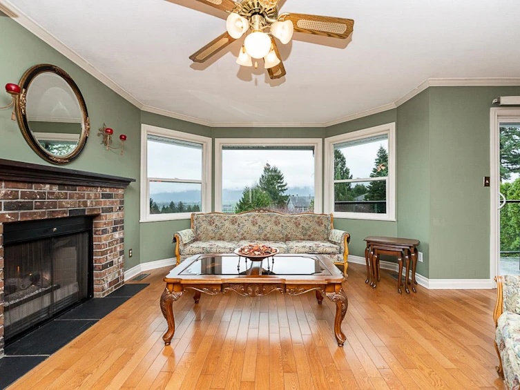 2259 Mountain Drive, Abbotsford, BC, V3G 1E4 - 4