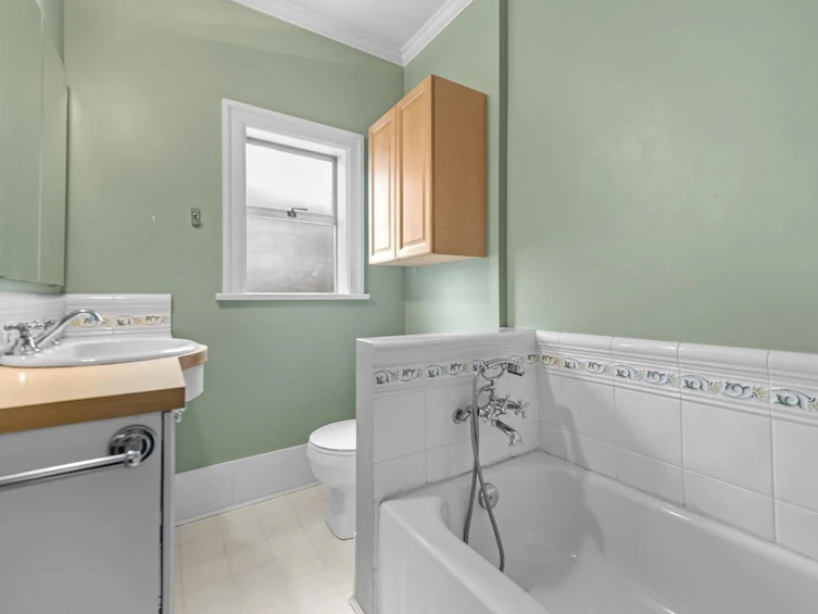 4278 W 12th Avenue, Vancouver, BC, V6R 2P7 - 11