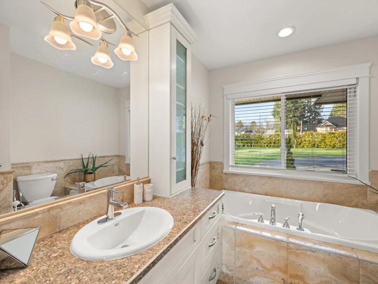 21866 River Road, Maple Ridge, BC, V2X 2C1 - 21