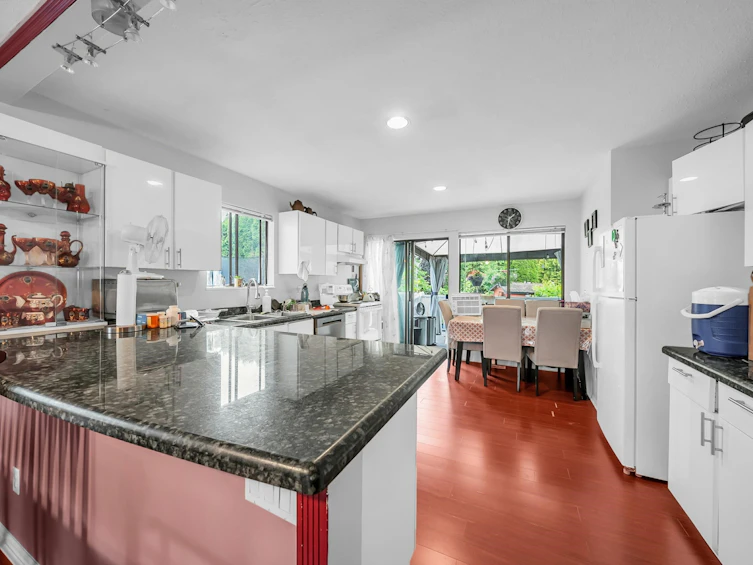 1112 Hansard Crescent, Coquitlam, BC, V3C 4W7 - 10