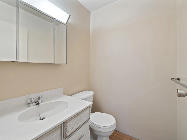 304-425 Ash Street, New Westminster, BC, V3M 3N2 - 16