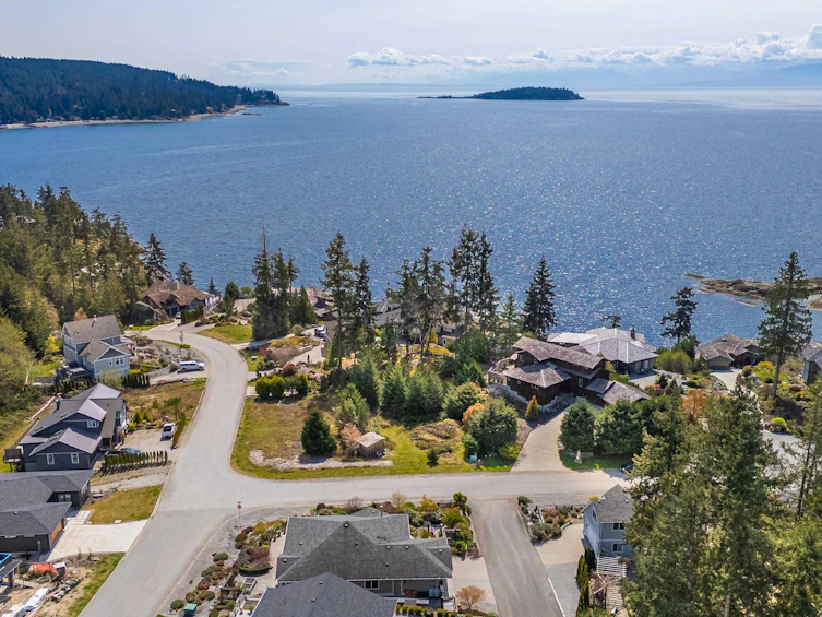9326 Jorgensen Place, Halfmoon Bay, BC, V7Z 1B4 - 39