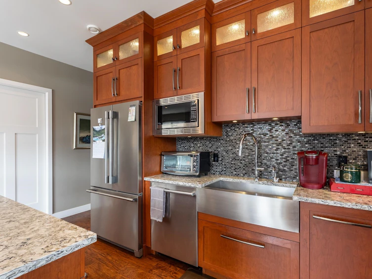 9326 Jorgensen Place, Halfmoon Bay, BC, V7Z 1B4 - 11