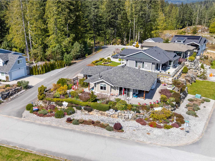 9326 Jorgensen Place, Halfmoon Bay, BC, V7Z 1B4 - 5