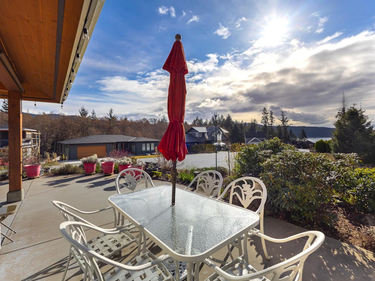 9326 Jorgensen Place, Halfmoon Bay, BC, V7Z 1B4 - 35