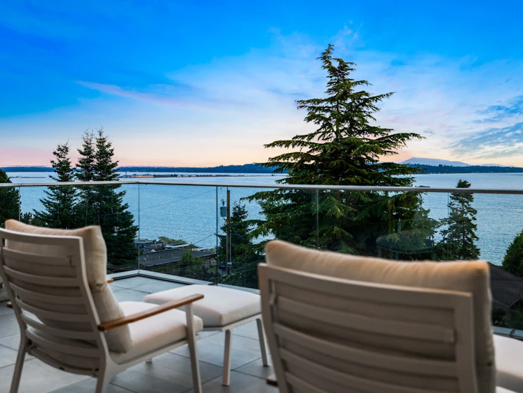 15493 Royal Avenue, Surrey, BC, V4B 1N4 - 10