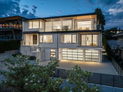 15493 Royal Avenue - 2