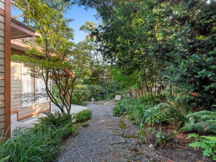 2919 Tower Hill Crescent, West Vancouver, BC, V7V 4W6 - 38