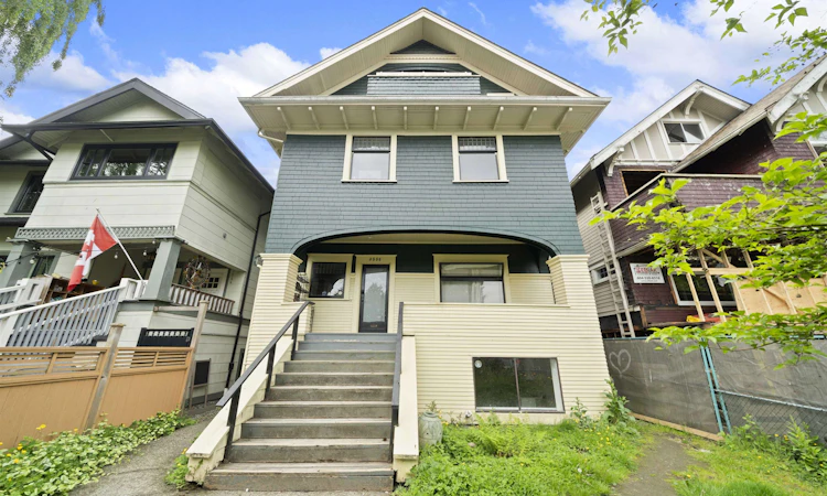 3550 W 1st Avenue