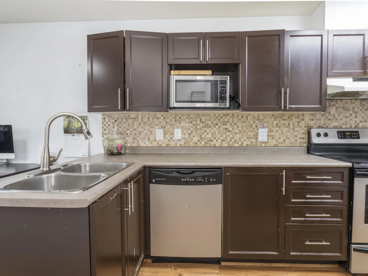 8-20985 Camwood Avenue, Maple Ridge, BC, V2X 2N9 - 4