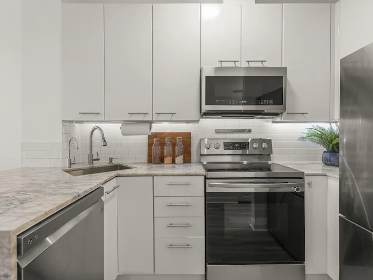 103-2028 W 11th Avenue, Vancouver, BC, V6J 2C9 - 11