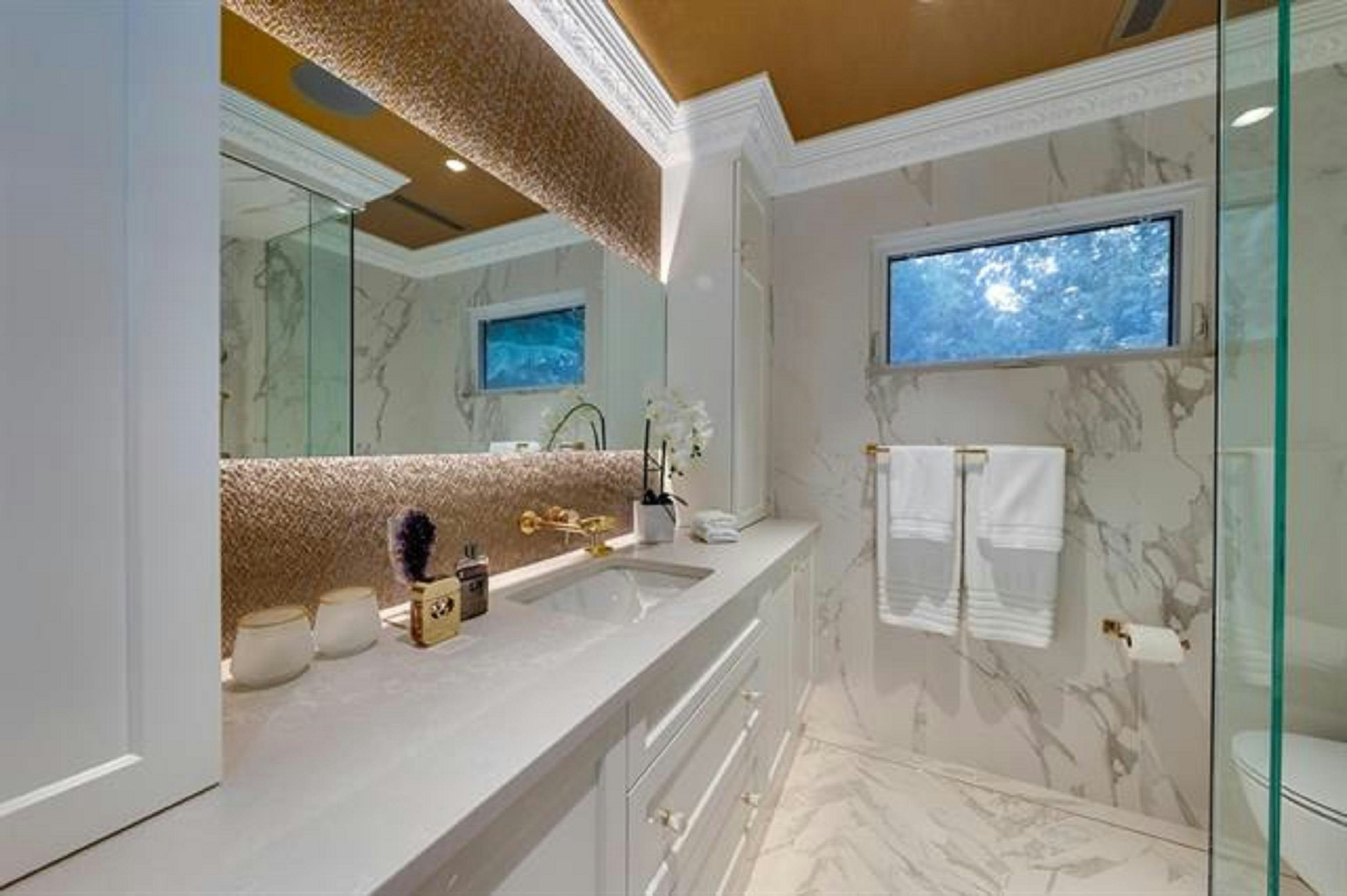 445 Mountain Drive, West Vancouver, BC, V0N 2E0 - 22