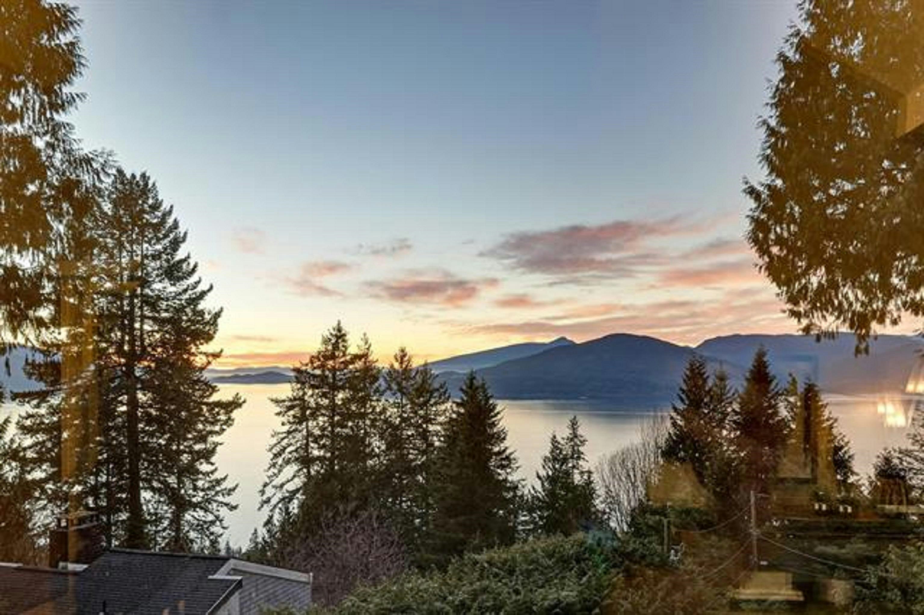 445 Mountain Drive, West Vancouver, BC, V0N 2E0 - 19
