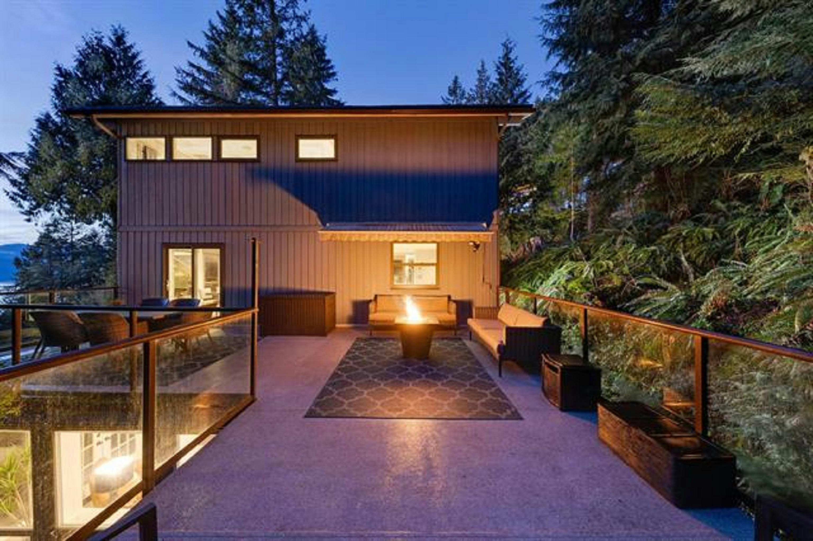 445 Mountain Drive, West Vancouver, BC, V0N 2E0 - 32