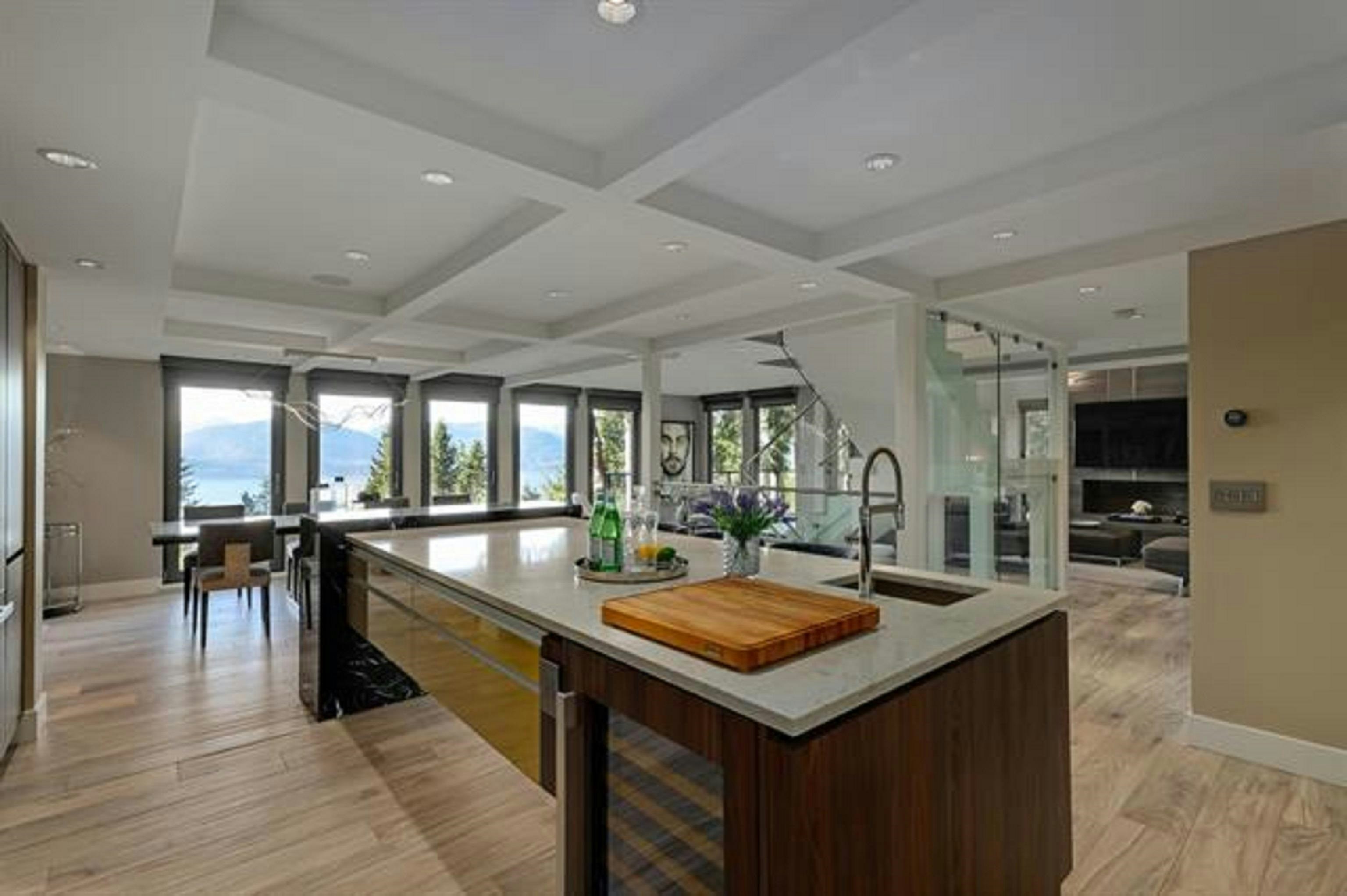 445 Mountain Drive, West Vancouver, BC, V0N 2E0 - 10