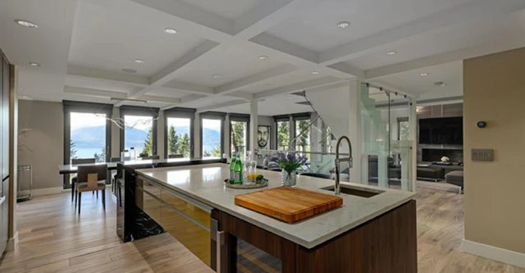 445 Mountain Drive, West Vancouver, BC, V0N 2E0 - 10