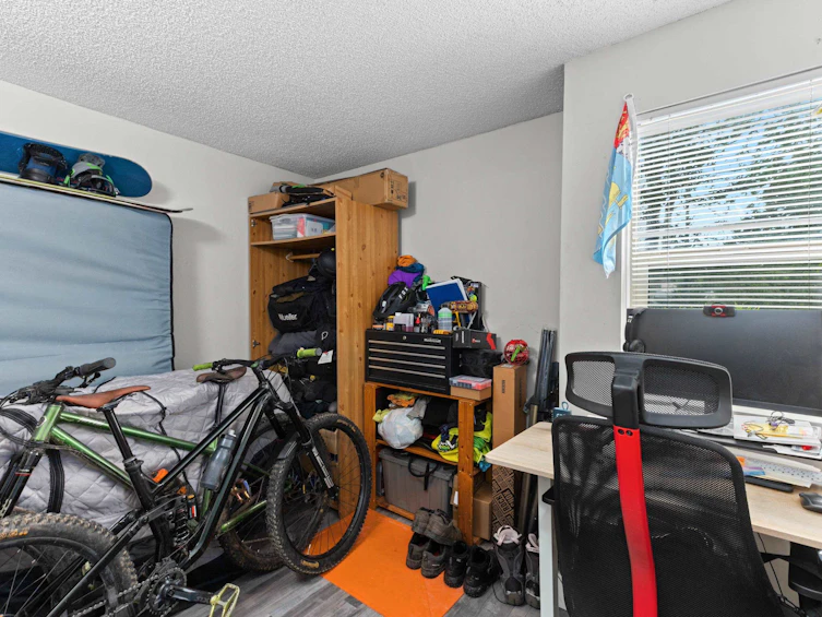 112-9847 Manchester Drive, Burnaby, BC, V3N 4P4 - 17