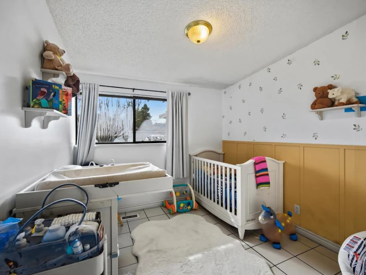 12337 98 Avenue, Surrey, BC, V3V 2K2 - 10