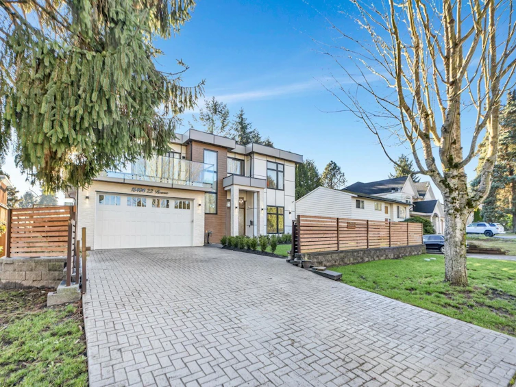 15496 22 Avenue, Surrey, BC, V4A 2C2 - 2