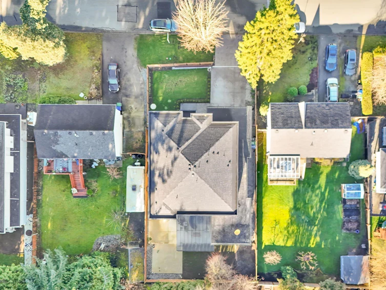15496 22 Avenue, Surrey, BC, V4A 2C2 - 39