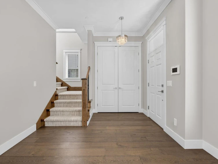 3443 W 11th Avenue, Vancouver, BC, V6R 2K1 - 2