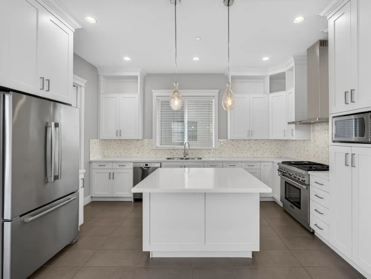 3443 W 11th Avenue, Vancouver, BC, V6R 2K1 - 9
