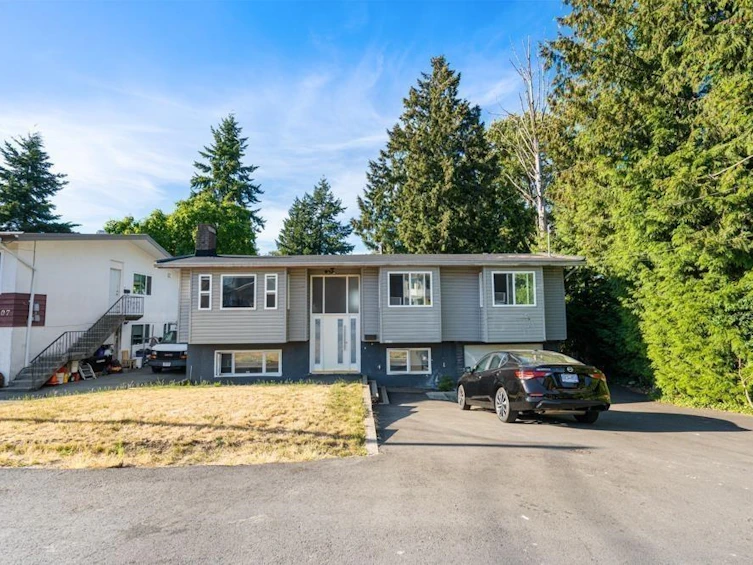13115 107a Avenue, Surrey, BC, V3T 2G9