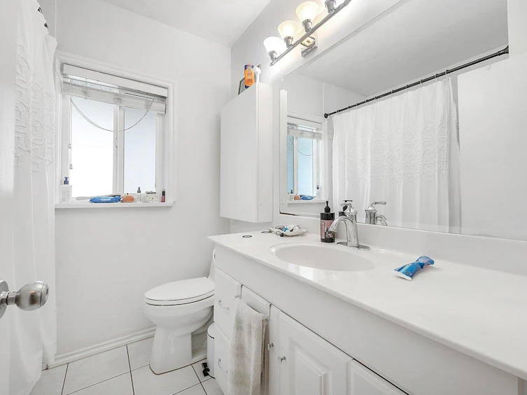 2903 W 42nd Avenue, Vancouver, BC, V6N 3G8 - 12