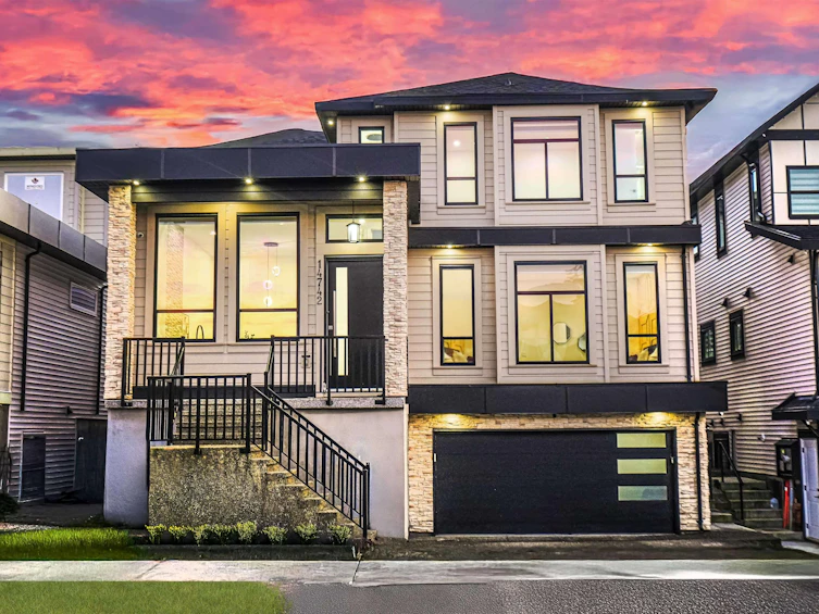 14742 62a Avenue, Surrey, BC, V3S 2W9