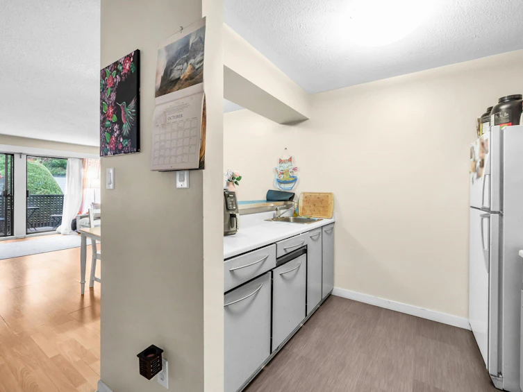 208-1955 Woodway Place, Burnaby, BC, V5B 4S5 - 7