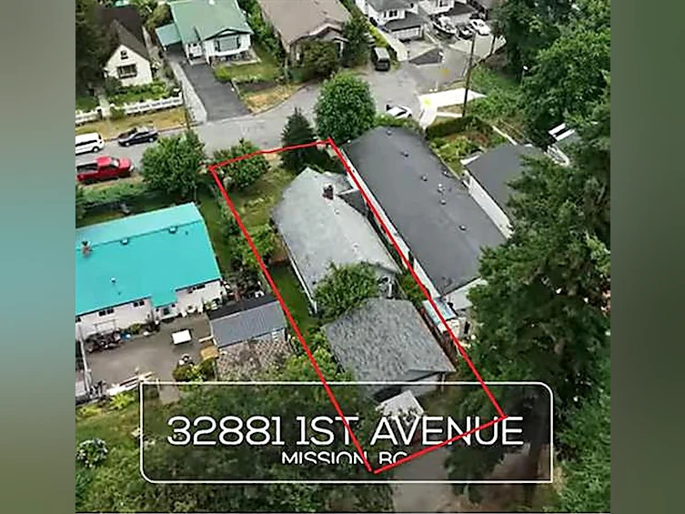 32881 1st Avenue, Mission, BC, V2V 1E8