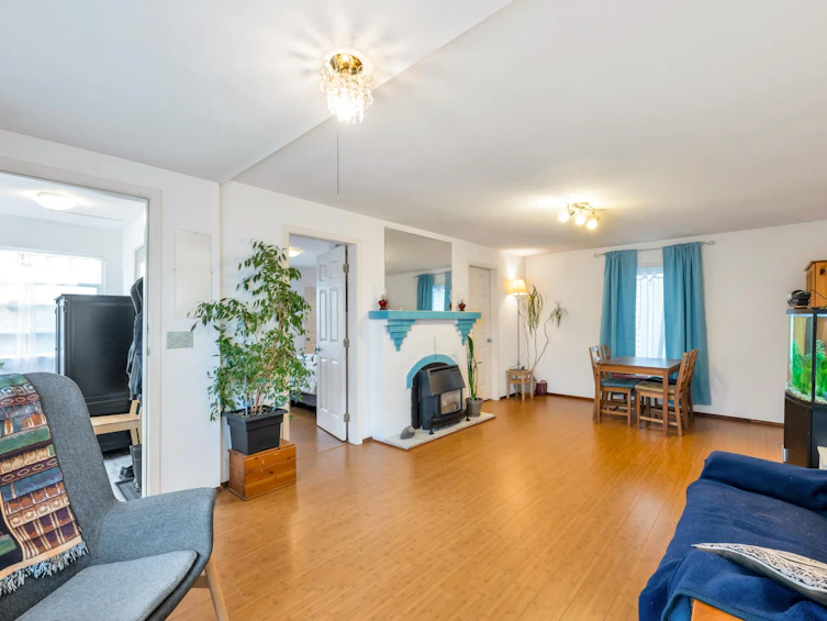 32881 1st Avenue, Mission, BC, V2V 1E8 - 9