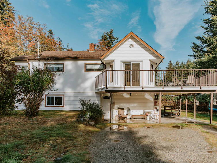 226 Pratt Road, Gibsons, BC, V0N 1V3 - 2