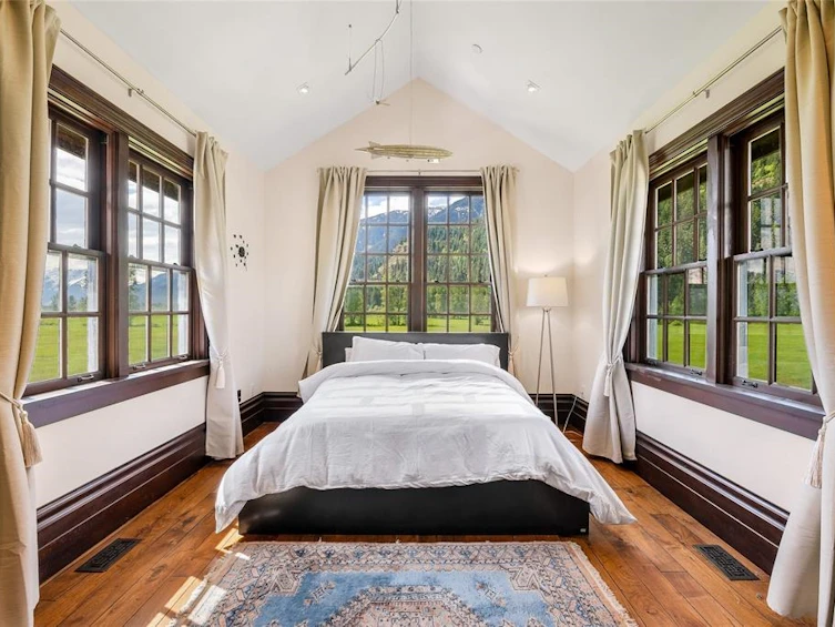 9115 Pemberton Meadows Road, Pemberton, BC, V0N 2L2 - 24
