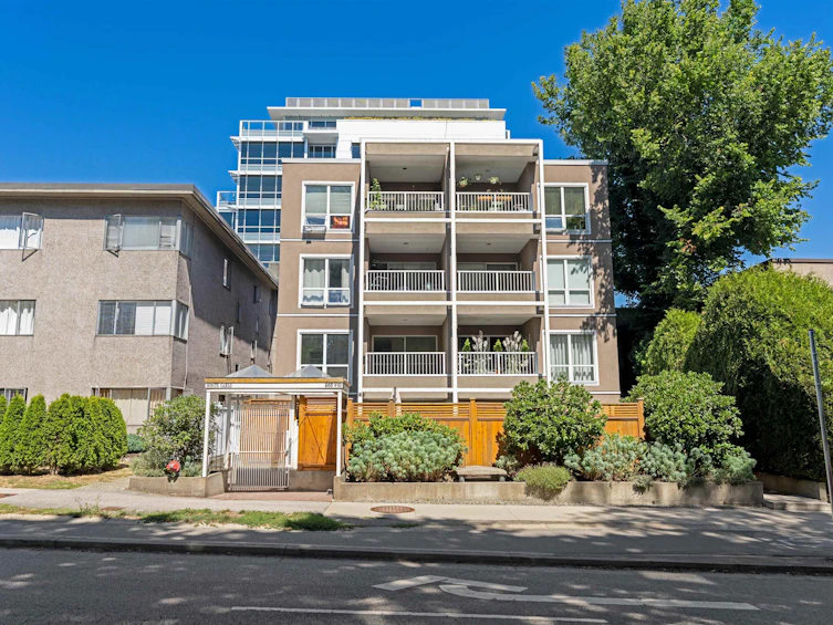 201-985 10th Avenue, Vancouver, BC, V5Z 1L9 - 19