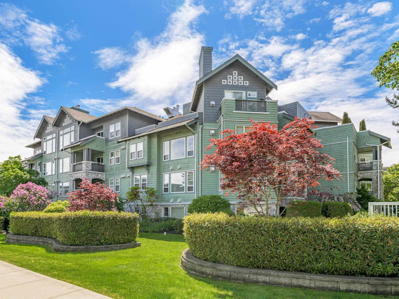 103 - 15558 16a Avenue, Surrey BC V4A 1T3