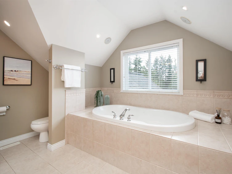 1265 Brantwood Road, North Vancouver, BC, V7R 1G6 - 25