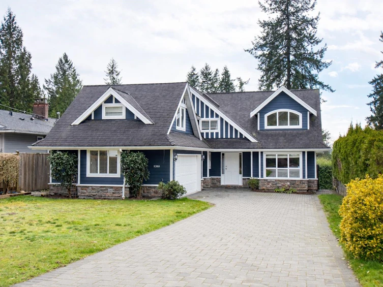 1265 Brantwood Road, North Vancouver, BC, V7R 1G6 - 2