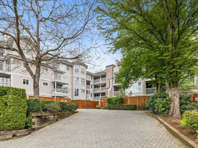 401-2678 Dixon Street - 3