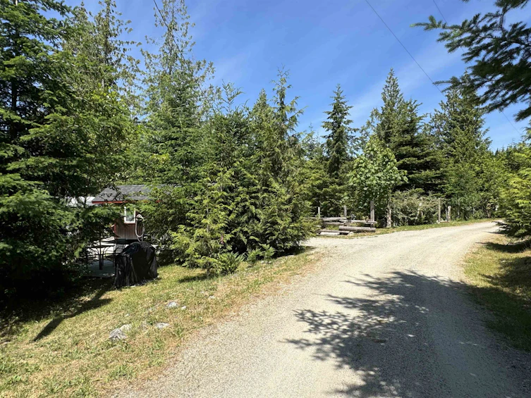 6016 Leaning Tree Road, Halfmoon Bay, BC, V7Z 1C2 - 25